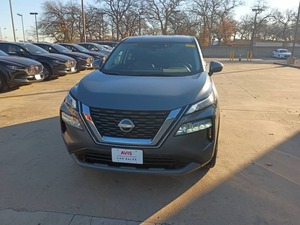 Neatly used Rogue SV 4dr SUV - Product Image 1