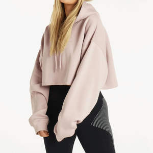 เสื้อฮู้ดครอปท็อปผ้าแคนวาสกันยับแฟชั่นสำหรับผู้หญิง เสื้อกันหนาวมีโลโก้ด้านหน้า รับผลิตตามแบบ OEM ขายส่ง - Product Image 1