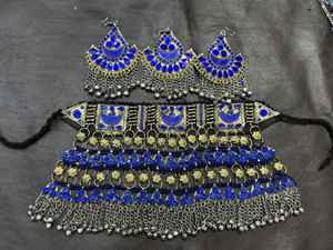 BOHO AFGHANI ETHNIC <b>STUD</b> <b>EARRINGS</b> & NECKLACE SET for WOMEN in STAINLESS STEEL with GOLD PLATING - Product Image 2