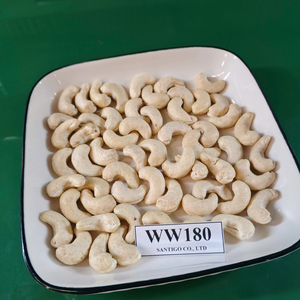 เม็ดมะม่วงหิมพานต์จาก Kaju W180เม็ดมะม่วงหิมพานต์จากผู้จำหน่ายที่เชื่อถือได้ - Product Image 1