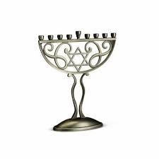 Elegante Portavelas Alto y Moderno de Aluminio Hecho a Mano, Ecológico y Duradero para Decoración del Hogar, Bodas, Pascua y Navidad - Product Image 4