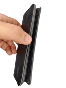 Vente en gros d'étuis à lunettes en cuir véritable de haute qualité avec logo personnalisé pochette pour lunettes de soleil classiques Protection durable des verres OEM disponible - Product Image 2