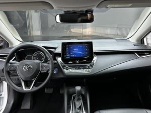 MEILLEURE OFFRE VÉHICULE D'OCCASION 2022 Dual-Hybrid 1.8L E-C V T E-lite Edition Hybride Cinq Places Cuir Foncé R/16 Automatique - Product Image 4