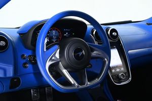 รถยนต์ GT Coupe RWD ปี 2022 ไมล์น้อย เกียร์อัตโนมัติ 612 แรงม้า เครื่องยนต์ V8 7 สปีด - Product Image 4