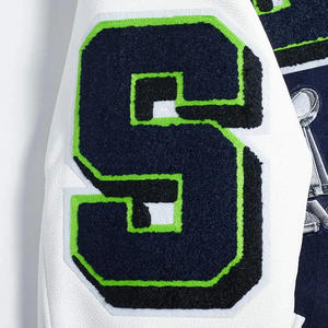 Chaqueta de béisbol universitaria de talla grande para hombre, chaqueta de lana retro con mangas de cuero, bombardero informal con letras y logotipo personalizado bordado - Product Image 5