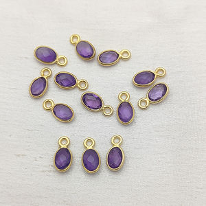 Minuscule 4x6mm facettes améthyste ovale lunette pendentif à breloque en argent Sterling 925 bijoux en pierres précieuses faits à la main - Product Image 1