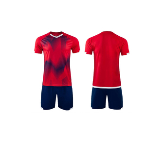 Ensemble complet de maillots de football sur mesure pour hommes, impression de haute qualité, vente en gros, vêtements de football confortables de haute qualité, meilleur design - Product Image 1