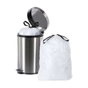 Sacs en plastique PE personnalisés sur rouleau avec surface gaufrée pour expédition et stockage de déchets, en provenance du VIETNAM - Product Image 5