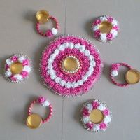 Décorations uniques pour fêtes et festivals traditionnels indiens - Porte-bougies chauffe-plat, Rangoli, Fleurs artificielles, Écologiques, Diwali, Baptême