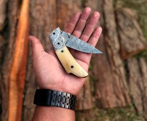 Navajas Plegables de Bolsillo de Acero de Damasco Personalizables, de Grado Industrial, Hechas a Mano, con Grabado Personalizado OEM - Product Image 2
