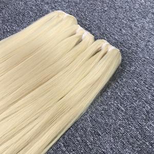 Couleur droite naturelle #60 Extensions de cheveux humains 100% fabriqués à partir de faisceaux de trame humaine bruts sans fibres ni enchevêtrements - Product Image 6