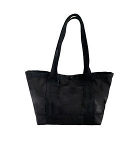 Venta al por mayor de bolsos de mano con logotipo impreso, bolsos de compras baratos hechos de material impermeable a petición de empresas vietnamitas - Product Image 4