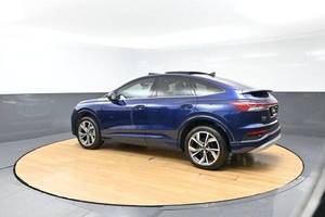 รถยนต์มือสองสภาพดี Audi Q4 Sportback e-tron quattro Premium Plus 50 AWD quattro Premium Plus 50 4dr Sportback ปี 2022 สำหรับขาย - Product Image 4