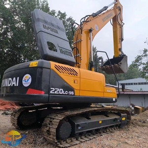 Excavadora Hyundai 220LC-9s Usada de Alto Rendimiento, Buena Calidad y Precio - Product Image 3