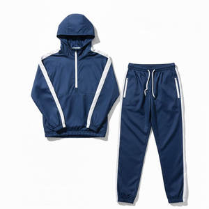 Ensemble de survêtement avec logo personnalisé, tissu doux et respirant, coupe confortable, parfait pour les entraînements, les séances d'entraînement, le port quotidien et la promotion - Product Image 1