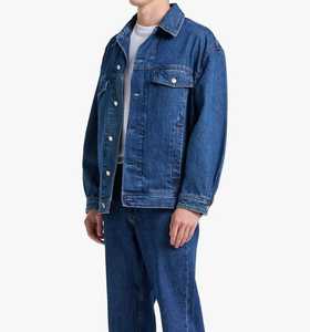 เสื้อยีนส์มีกระดุมแบบคลาสสิกของผู้ชายมีกระเป๋าหน้าอก - Product Image 1