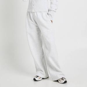 Conjunto Deportivo de Dos Piezas para Mujer, Sudadera con Botones y Pantalones Deportivos de Felpa, Corte Holgado, Ropa al por Mayor, Logotipo Personalizado - Product Image 4