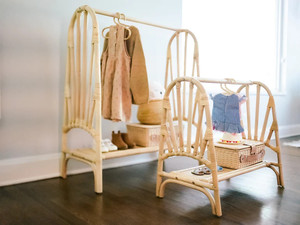 Cintre en rotin écologique et durable pour enfants et poupées, fait à la main du Vietnam - Product Image 3