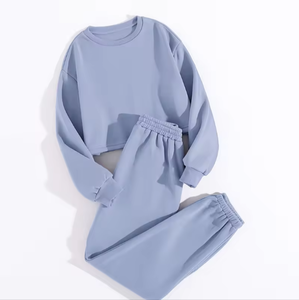 Verano Casual sólido Jogger 2 piezas Yoga Fitness Jogging deporte traje mujer chándal conjunto Mujer Pantalones y camisa - Product Image 1