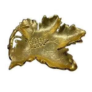 Trending Design Serving Tray <b>Leave</b> Gold Aluminum for Restaurant Dinnerware Hotel home decor Unique design serving tray tabletop - Product Image 1