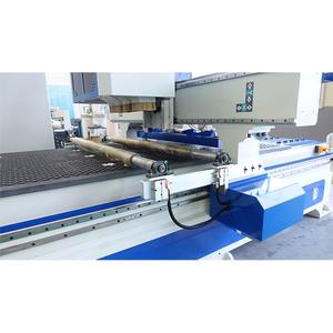 <span class=keywords><strong>ZICAR</strong></span> CR4 <span class=keywords><strong>CNC</strong></span> Machines de découpe Routeur <span class=keywords><strong>CNC</strong></span> Machines de coupe avec lubrificateur automatique pour meubles Sandwich Board Nylon Board - Product Image 2