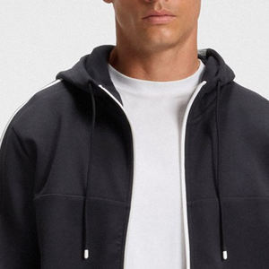 Sweats à capuche en tissu respirant pour hommes / Avec poches, prix bas, design uni avec fermeture éclair, cordon de serrage et capuche réglable - Product Image 2