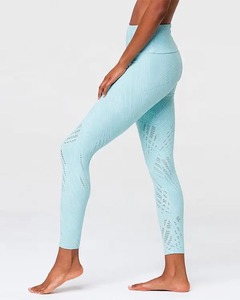 Pantalon de fitness pour femmes de haute qualité Leggings de yoga à taille élastique de différentes tailles fabriqués au Pakistan - Product Image 2