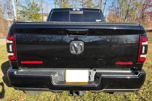 LISTO PARA ENVIAR, RHD/LHD, RAM 2500 CAB 2022, 4X4, MOTOR HEMI V8, TRACCIÓN EN LAS 4 RUEDAS - Product Image 5