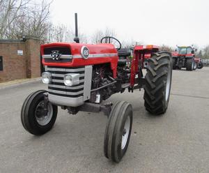 รถแทรกเตอร์ฟาร์มมือสอง Massey Ferguson 185 กำลัง 75 แรงม้า ขับเคลื่อน 2 ล้อ เกียร์ธรรมดา เครื่องยนต์ดีเซล สำหรับงานเกษตร - Product Image 3