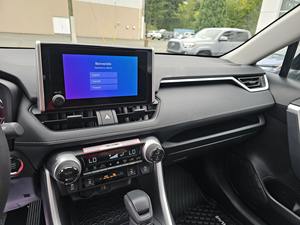 Toyota RAV4 XLE d'occasion 2025 - Product Image 5