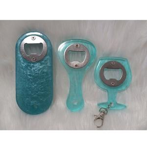 Abrebotellas de resina único decorativo con aspecto tradicional Ideal para casas de estilo rural y conceptos de estilo interior vintage - Product Image 1