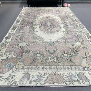 Grand tapis turc, tapis vintage 4,9x8,8 pieds, tapis en laine à bordures grises - Product Image 2