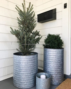 Jardinière en métal Seau en métal galvanisé Décor Seau à fleurs Vase de ferme pour la maison Vase en métal blanc avec poignée - Product Image 2