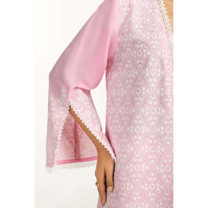 Conjunto de Blusa Bordada y Pantalón Corto Rosa para Mujer, Tallas XS/XXS/XL, Corte Holgado, Largo por Encima de la Rodilla, para Todas las Temporadas - Product Image 2