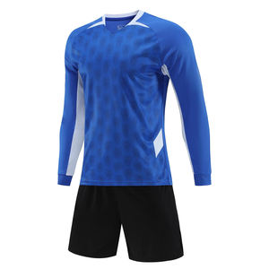 Nouveau dégradé de couleur personnalisé vêtements de football unisexe maillot de football de club chemises et hauts ensembles avec chaussettes courtes pour adultes impression de logo - Product Image 1