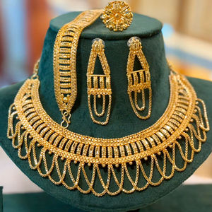 24K <b>Gold</b> Plated Vintage Dubai Fashion Jewelry <b>Set</b> Includes Necklace Earrings <b>Bangles</b> Combs Copper Material Diamond Germany - Product Image 1