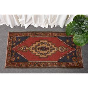 Alfombra Kilim clásica de gran tamaño, 1,8x3,4 pies, rojo y negro, respaldo de látex de lana rectangular para pasillo, Alfombra de área turca, Alfombra de habitación de 10mm - Product Image 1