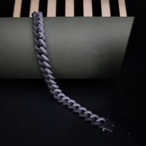 Brazalete de Moda para Mujer con Diamantes Cultivados en Laboratorio, Oro Sólido de 14 Quilates, Certificado IGI, Corte Brillante de 3 Quilates, Diseño Exclusivo Chapado en Plata - Product Image 3