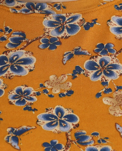 Conjunto de 2 piezas de alta calidad 2023 para mujer, conjunto con logotipo personalizado, pantalones cortos de manga corta, ropa de descanso informal sólida de algodón 100 BD - Product Image 6