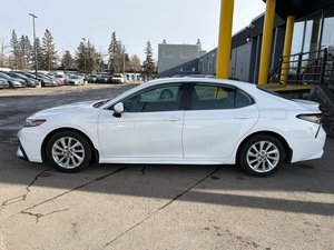 TOYOTA CAMRY SE AUTO 2022 USADO, VOLANTE A LA IZQUIERDA/DERECHA - Product Image 3