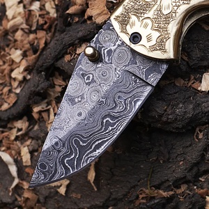 Cuchillo de bolsillo de acero de Damasco hecho a mano personalizado de alta calidad con Funda de cuero regalo perfecto para acampar padre OEM y ODM compatibles - Product Image 6