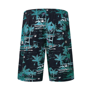 Shorts de sport de plage d'été en polyester et élasthanne, shorts de sport personnalisés noirs pour hommes - Product Image 3