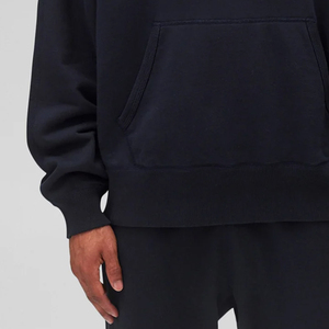 Sweat à capuche personnalisé avec logo, en coton/polyester doux pour un confort optimal et des poches kangourou, pour homme, vêtement décontracté 2026 - Product Image 3