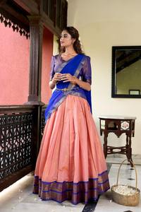 Dernier modèle Tenue de créateur Style moderne Haute demande Kanchipuram Lehenga Choli & Dupatta Zari Travail de tissage Exportateur dans le monde entier - Product Image 6