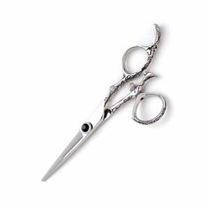 Ciseaux de coiffure de qualité chirurgicale Finition Ciseaux de salon en acier inoxydable polonais avec vis et anneau réglables - Product Image 4