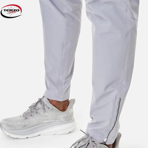 เสื้อกันลมผ้าทอพิมพ์ลายกันน้ำสำหรับผู้ชายเสื้อกันลมปรับได้3ระดับฝากระโปรงด้านหน้าระบายอากาศได้สำหรับฤดูใบไม้ร่วง - Product Image 6