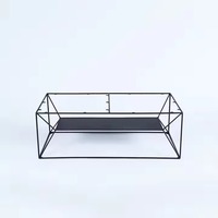 Table à manger en bois d'aulne au design moderne avec pieds pliants en acier pour les hôtels du parc et les ateliers