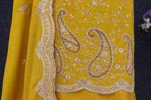 Nouveau Designer Festival Wear Broderie Travail Dola Soie Salwar Kameez Avec Ensemble Dupatta Assorti De Surat - Product Image 5