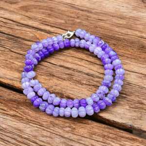 Collar con cuentas de melón y ópalo de lavanda de 7-8mm para mujer, tendencia 2025, estilo bohemio global, hilo de piedras preciosas moradas suaves, regalo de oro - Product Image 1