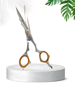 Tijera de peluquero Pro Style 1102 con hoja de acero inoxidable y punta afilada - Product Image 2